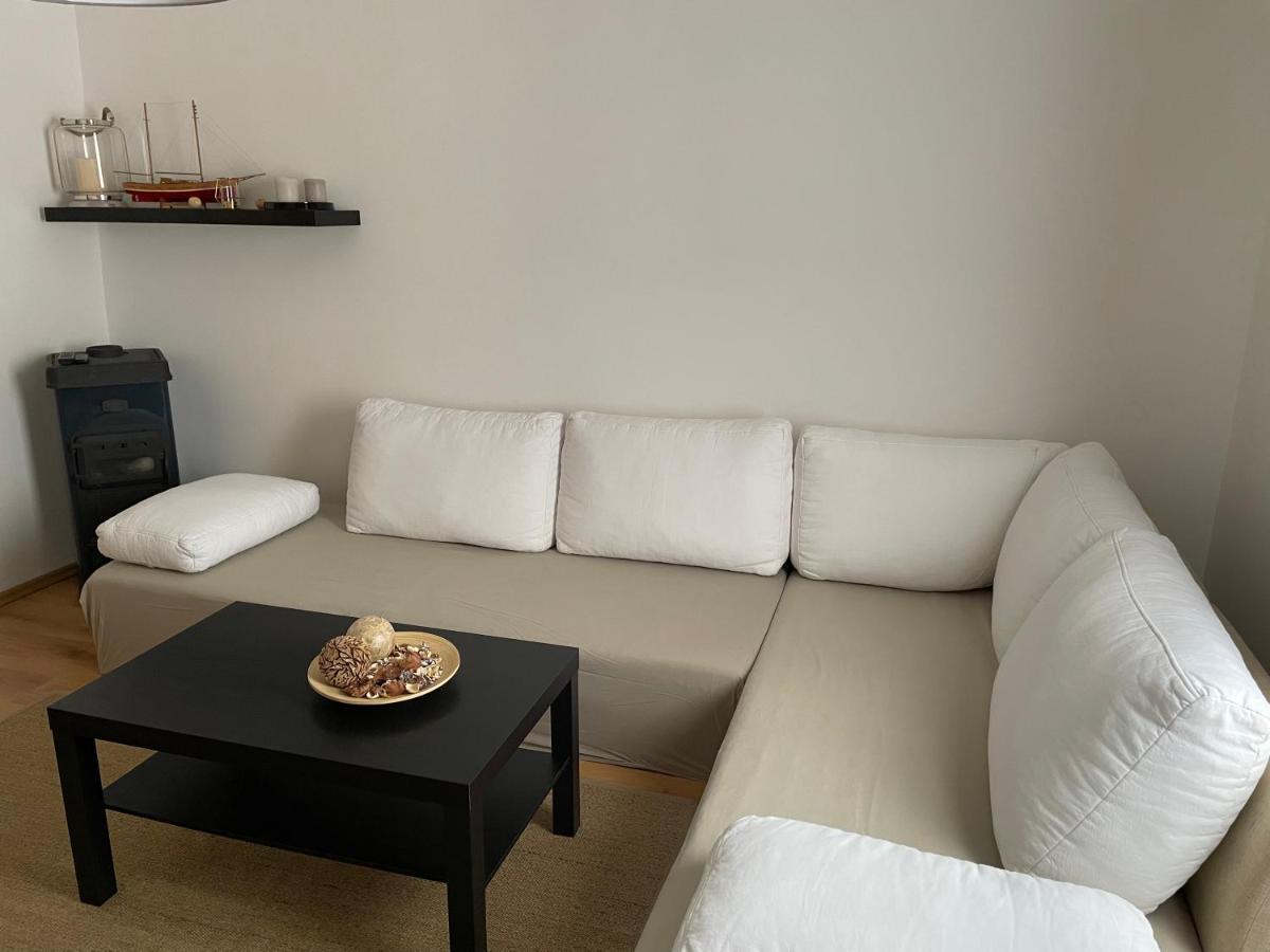 Holiday Home Cesarica Karlobag Extérieur photo